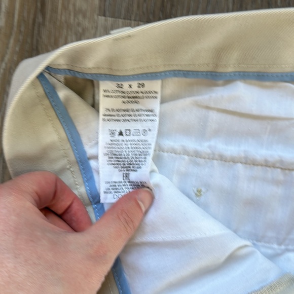 Pleated, Light Tan Dockers - 32 x 29 Slim Fit - Picture 3 of 3